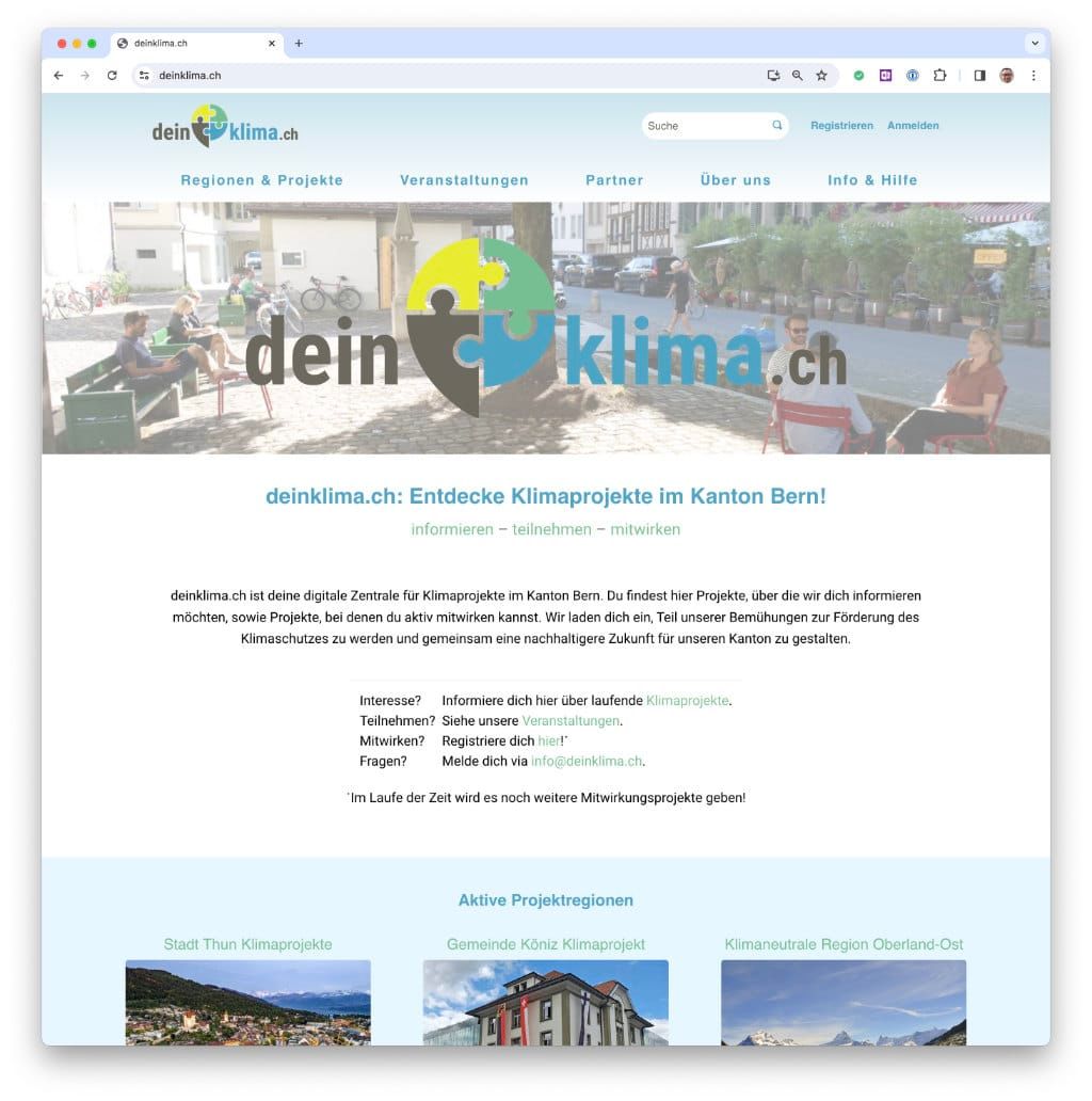 Startseite von deinklima.ch: Logo über einem Platz mit Sitzbänken, darunter «Entdecke Klimaprojekte im Kanton Bern!».